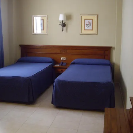 Hotel Manolo Mayo 4*