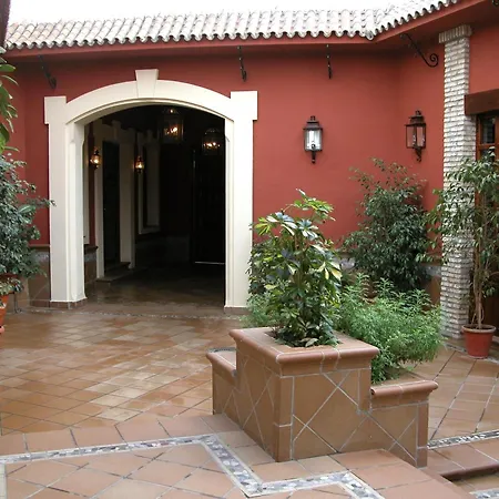Hotel Manolo Mayo Los Palacios Y Villafranca